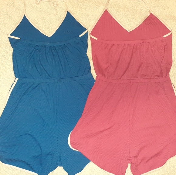 2 Rompers. Size Medium - Picture 5 of 9